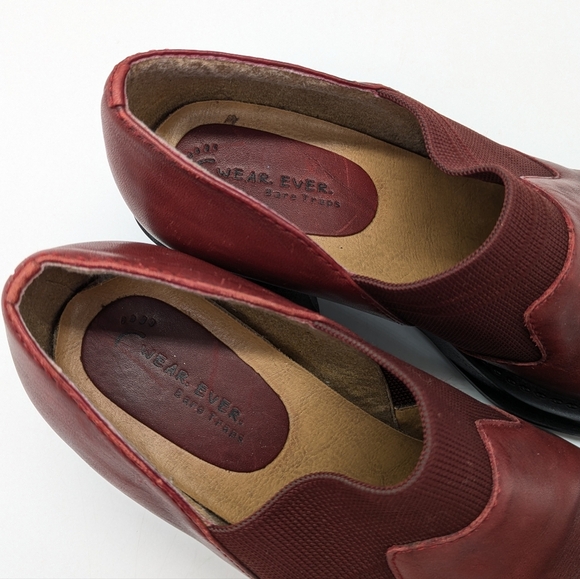 Bare Traps Wear Ever Red Leather Sidewinder Wedge Heel Slip On Loafer 6.5 - Picture 7 of 10